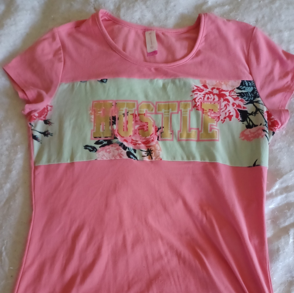 No boundaries top